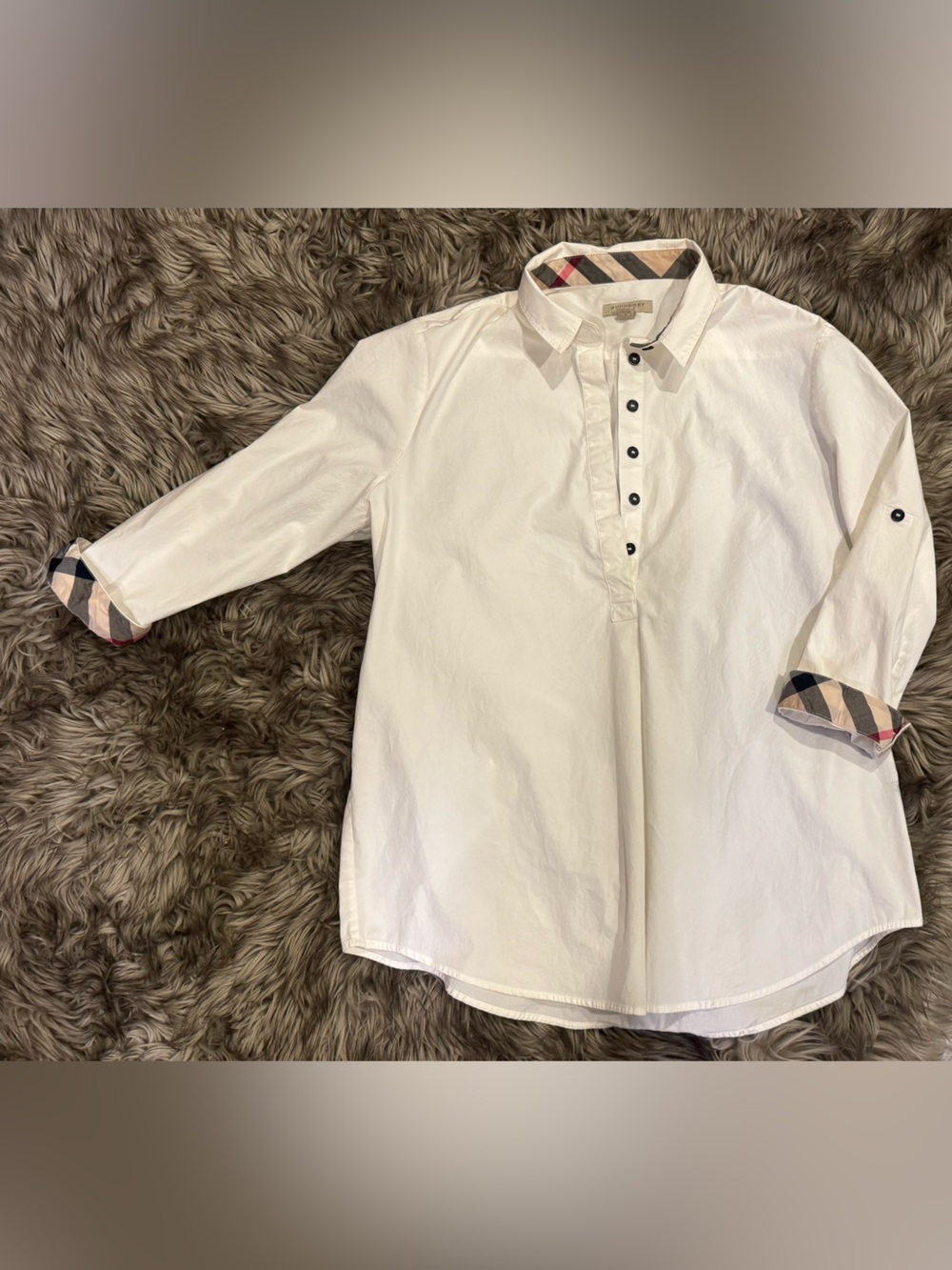 Burberry White Women’s Button-Down Shirt with Signature Check Trim